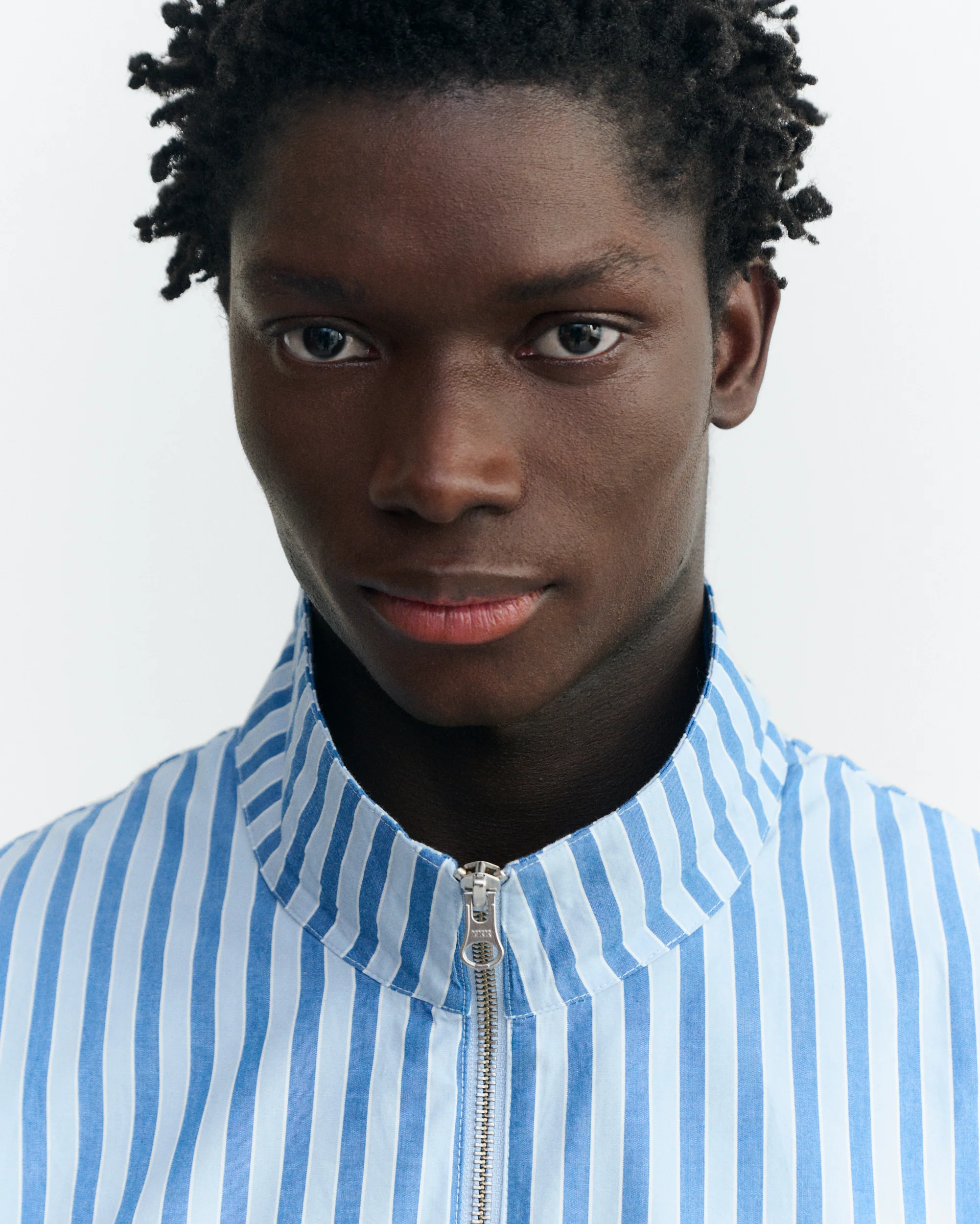 Chaqueta oversize rayas azul Reed - Image 3