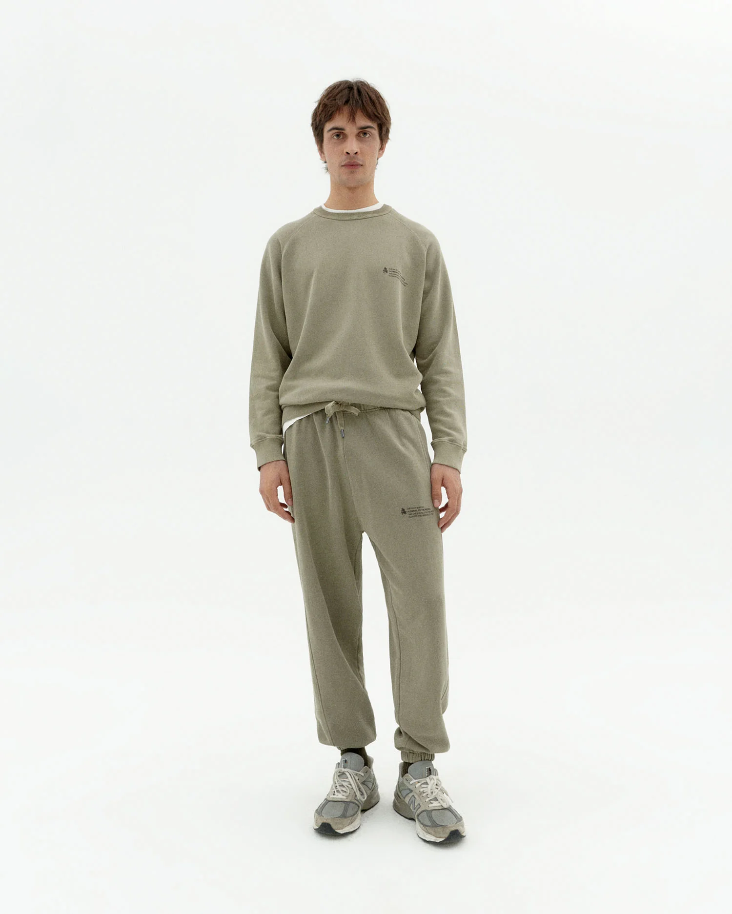 Chándal unisex nut tinte natural - Image 3