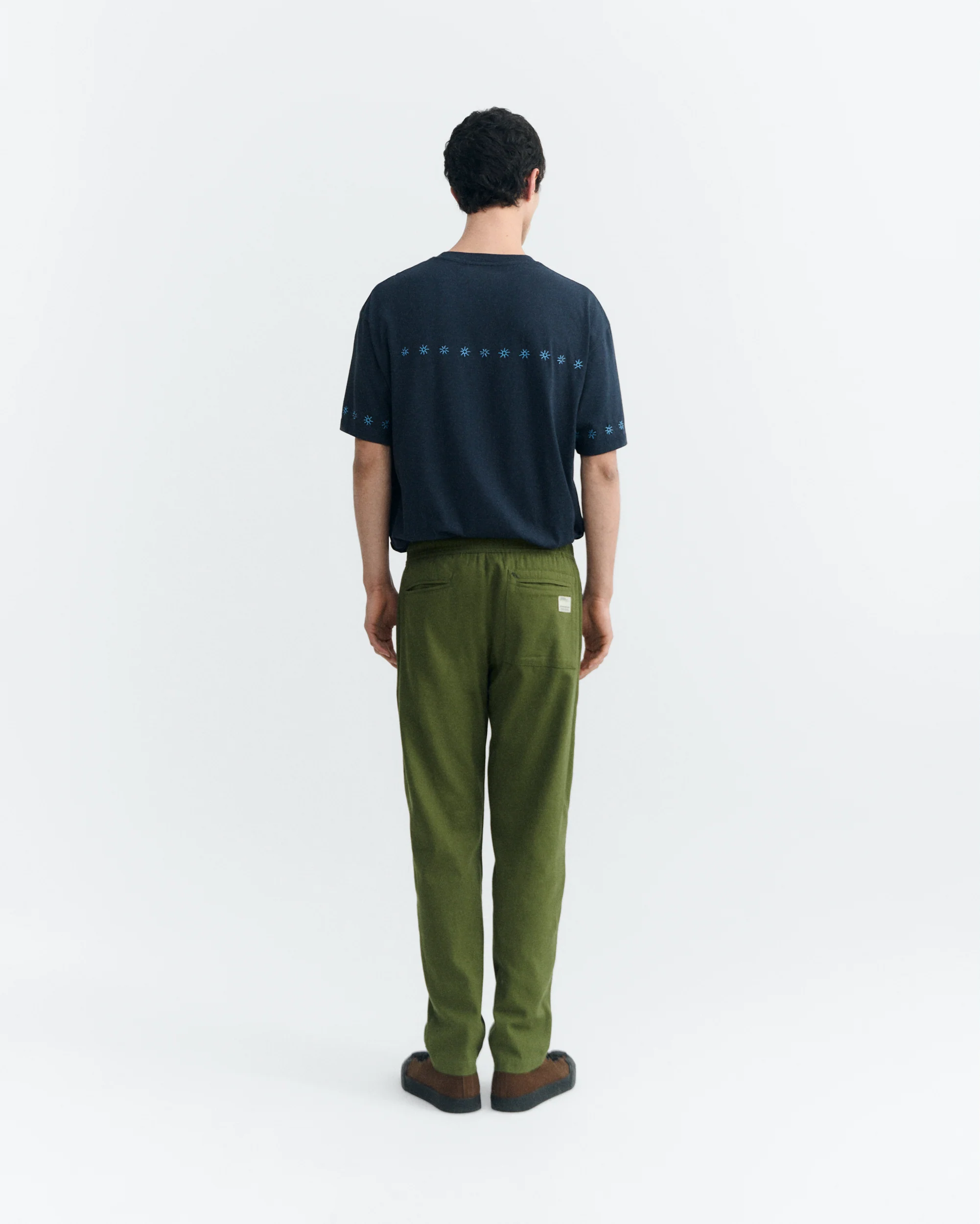 Pantalón recto verde Travel light - Image 5