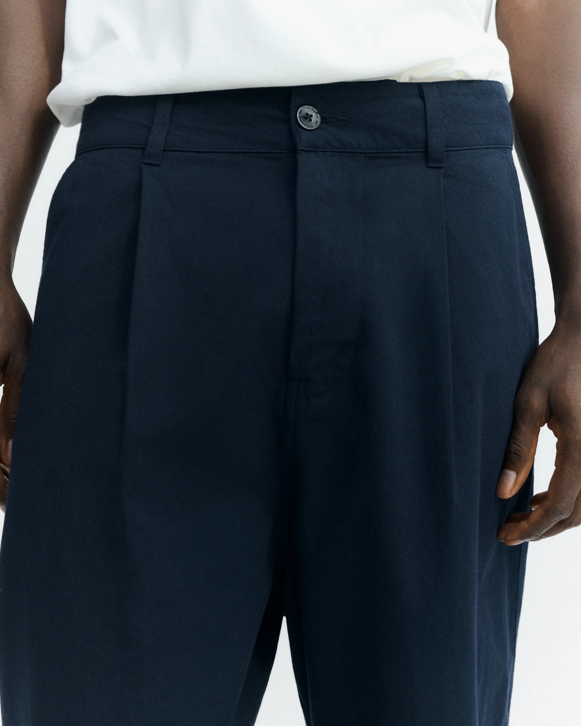 Pantalón relaxed pinza navy Wotan - Image 3