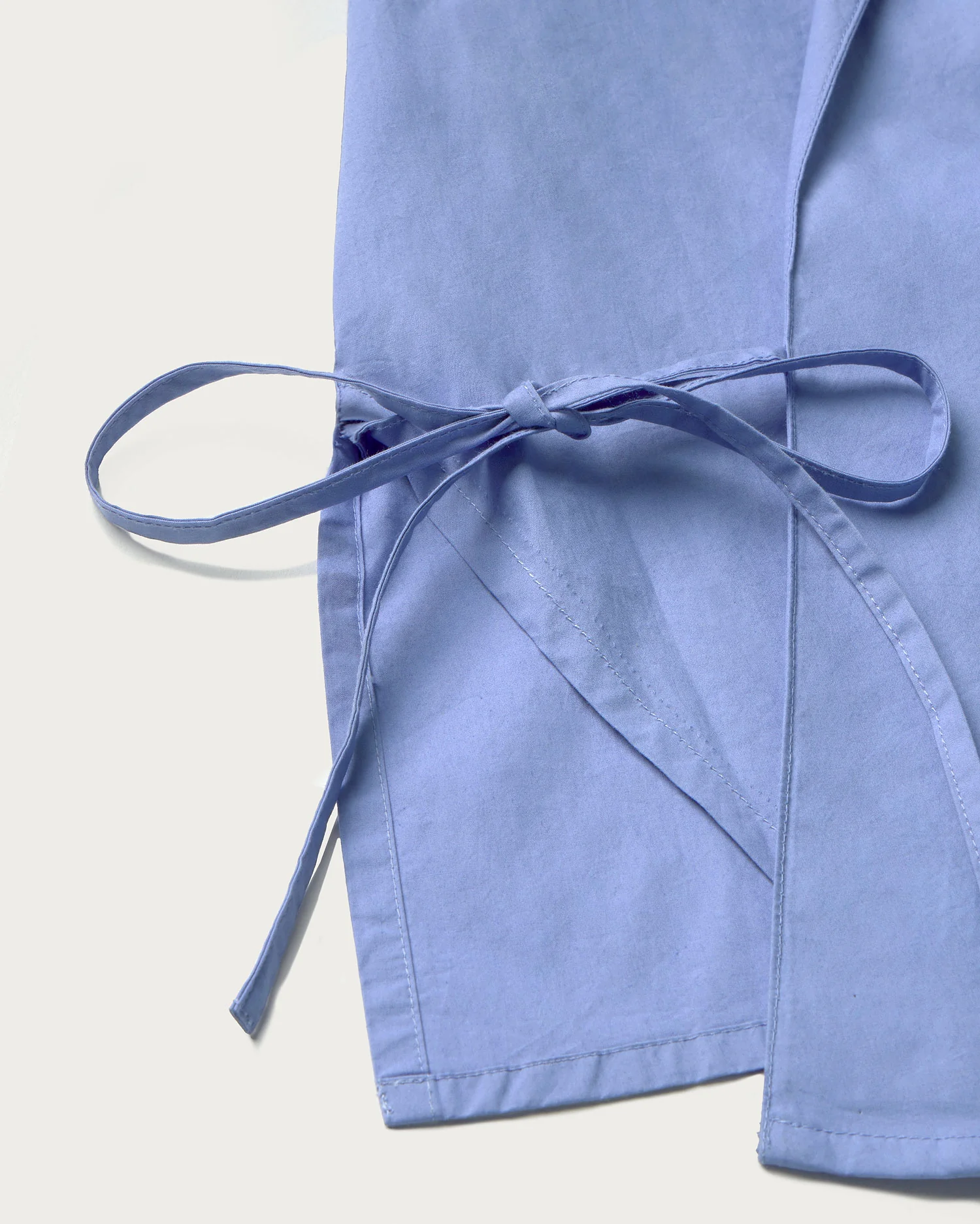 Blusa azul cruzada Lenie - Image 6