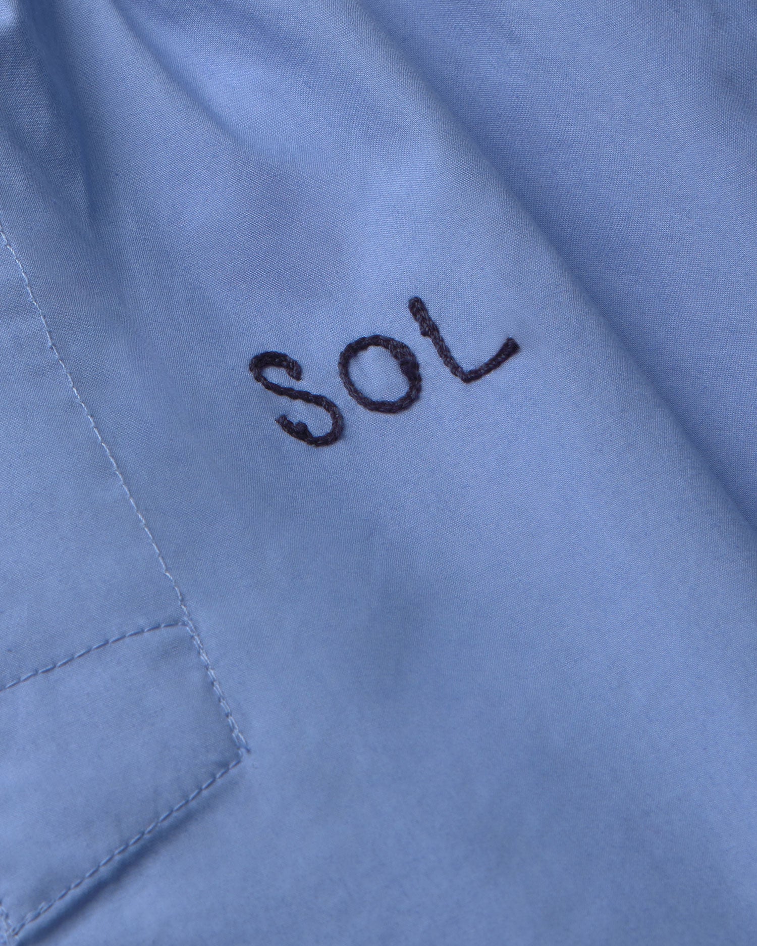 Boxer bordado a mano - Image 3