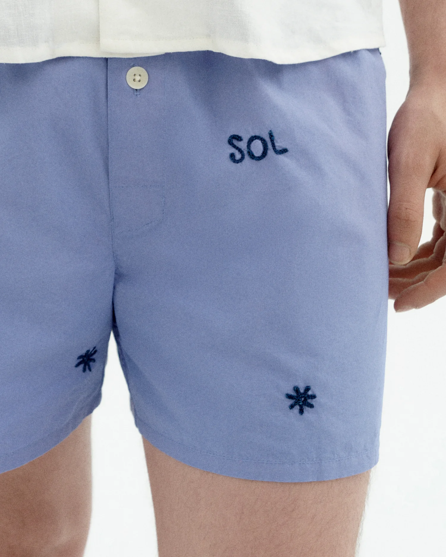 Boxer bordado a mano - Image 4