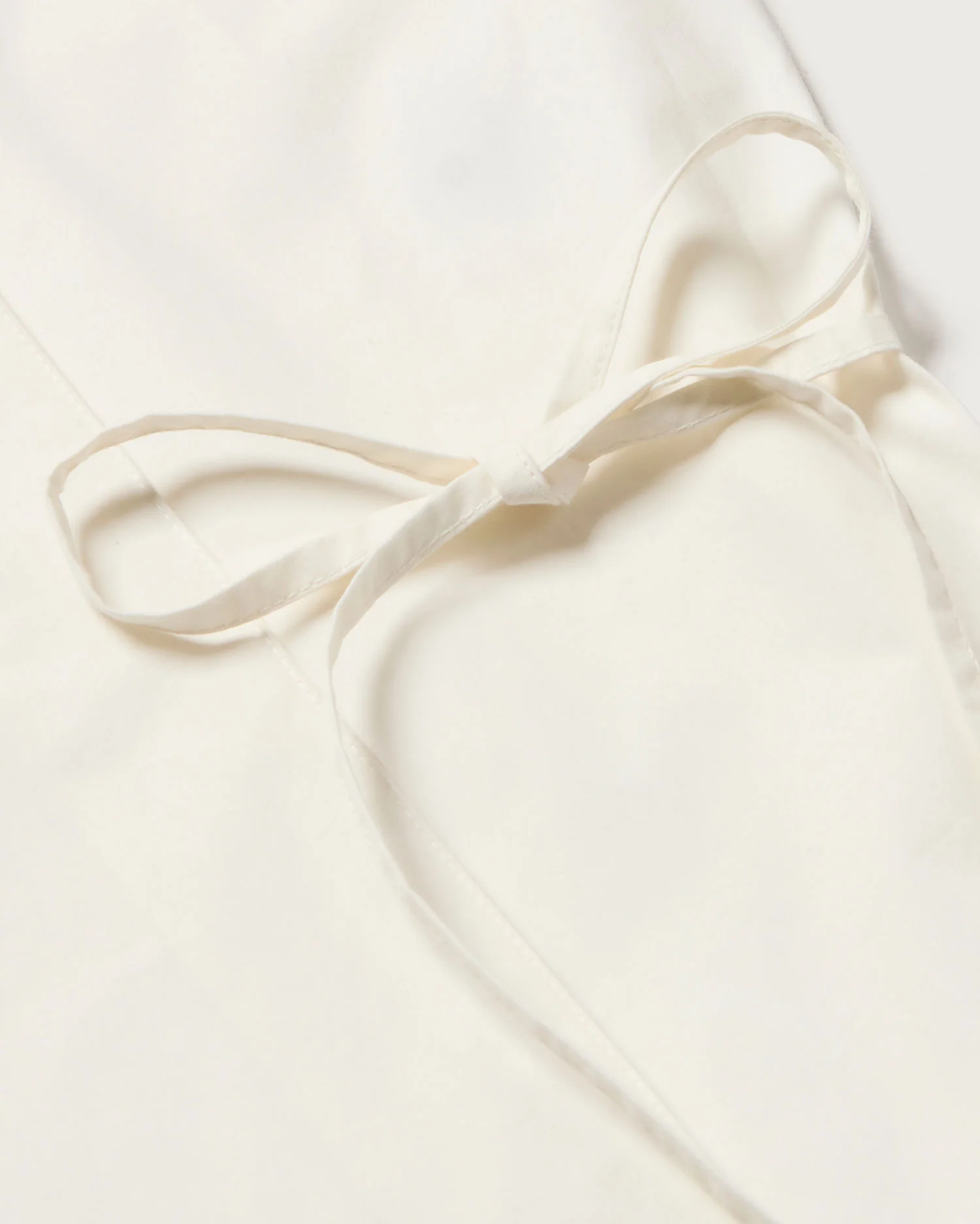 Blusa blanca cruzada Lenie - Image 6